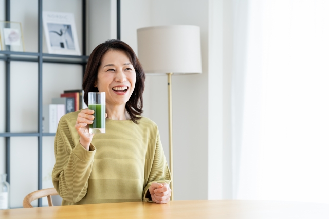 青汁の種類と健康に与える影響